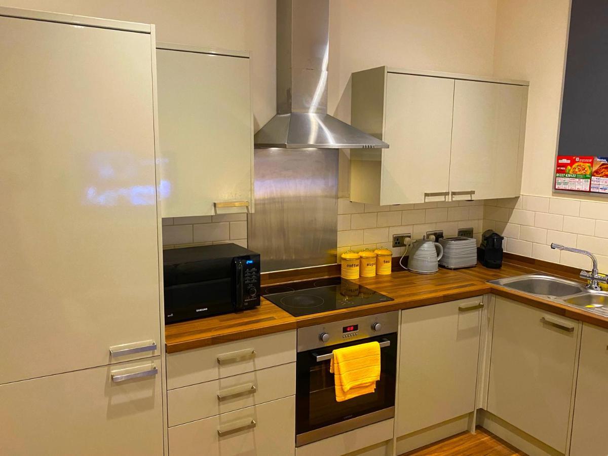 Deluxe High Street Apartment Κάντεμπερι Εξωτερικό φωτογραφία